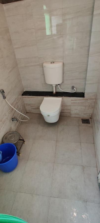 Solanki Guest House Colhapur Exterior foto