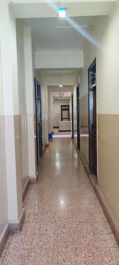 Solanki Guest House Colhapur Exterior foto