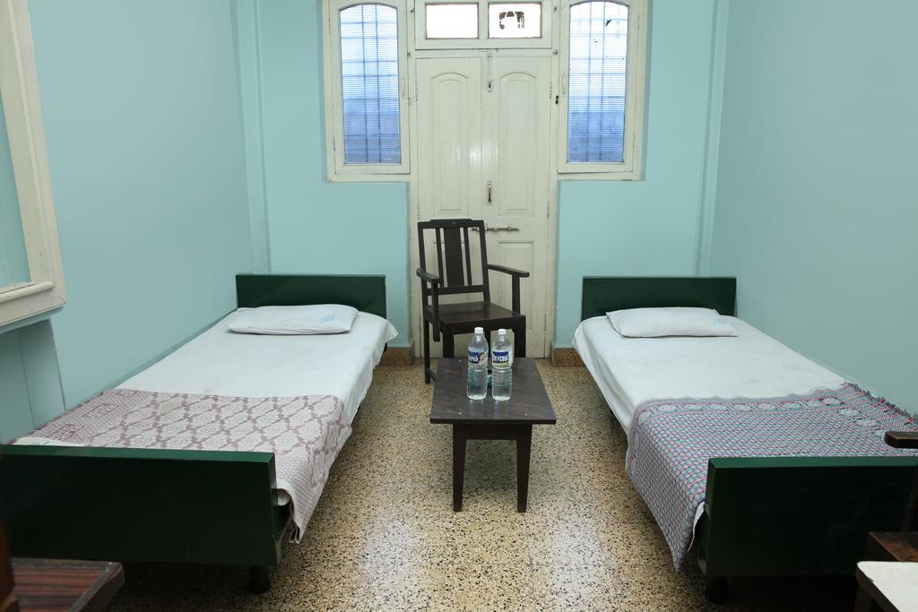Solanki Guest House Colhapur Exterior foto