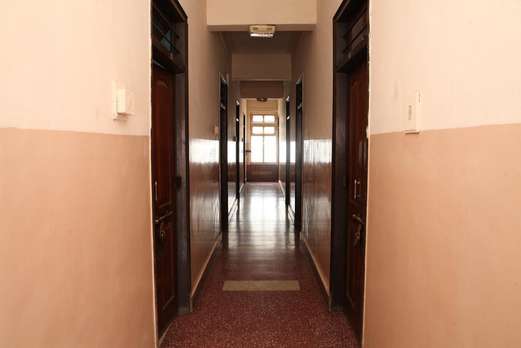 Solanki Guest House Colhapur Exterior foto