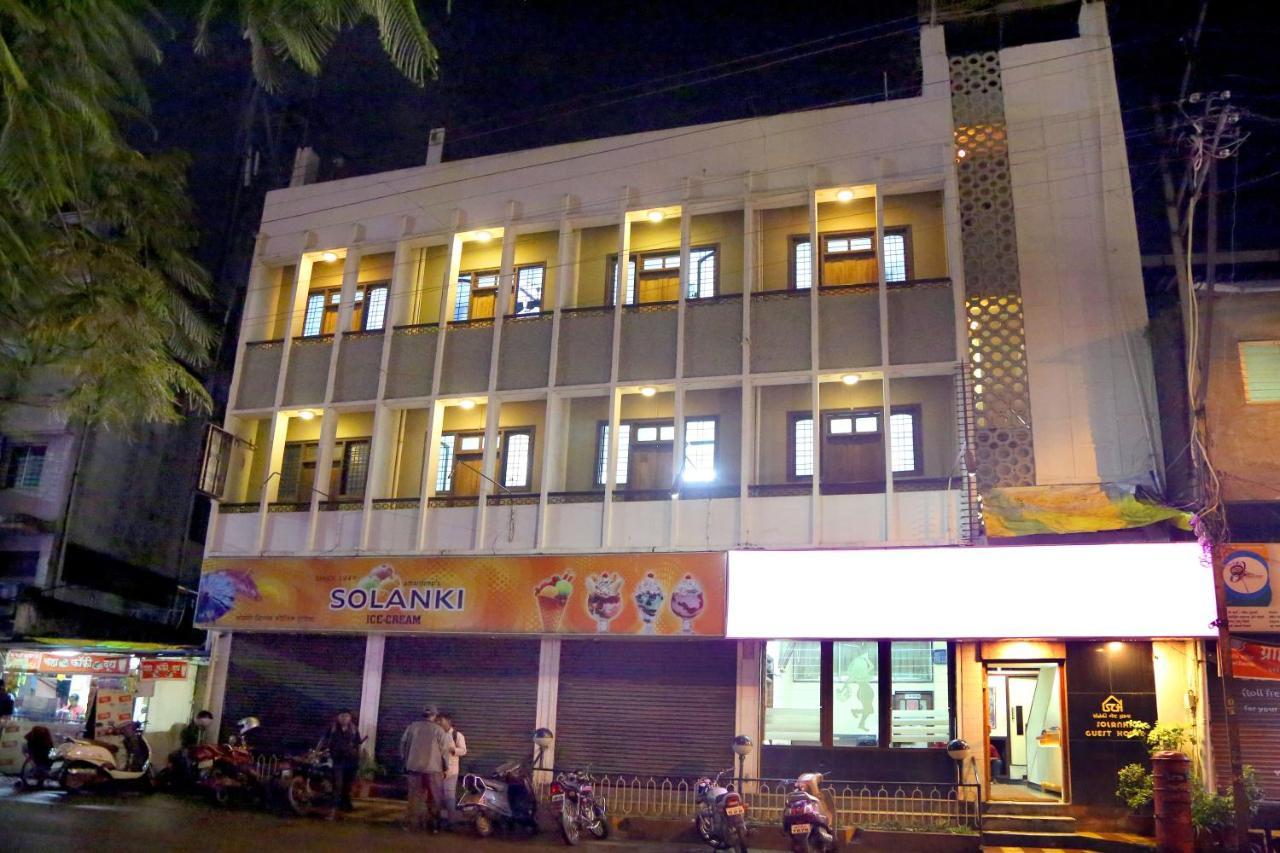 Solanki Guest House Colhapur Exterior foto